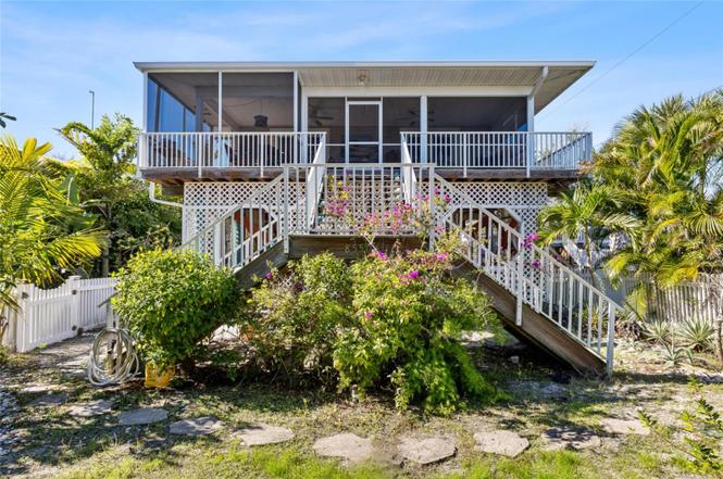 8550 Little Gasparilla Is