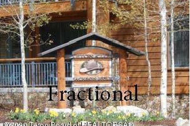 3340 W Cody Ln #209