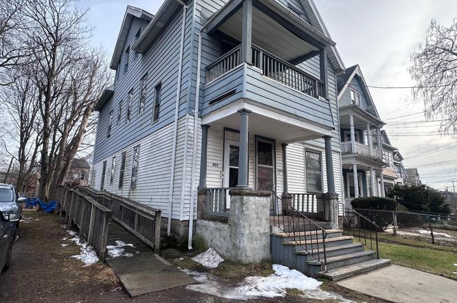 449 Dixwell Ave