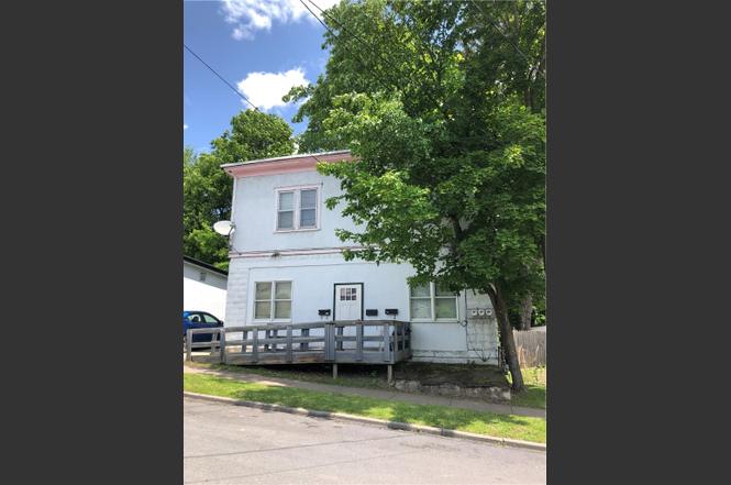 1 Rose Ave