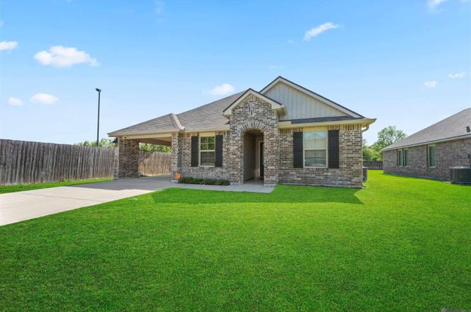 30814 Ava Ln