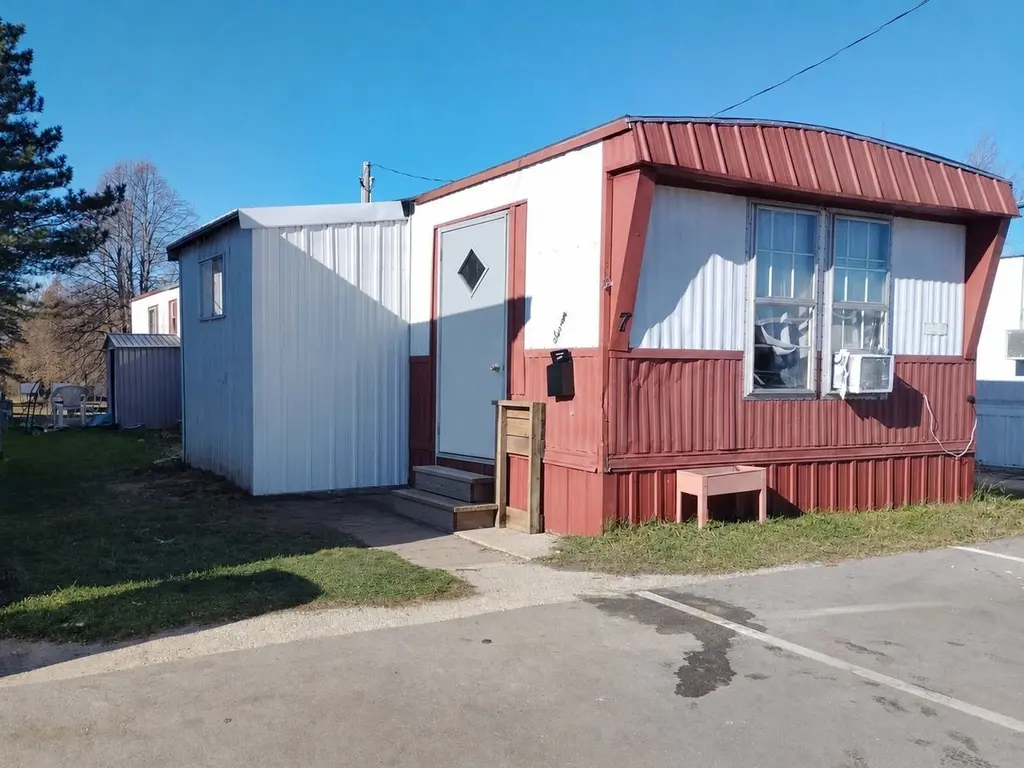 927 Miller Street Site #7