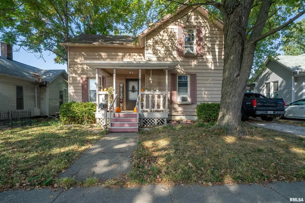 806 E Monroe St