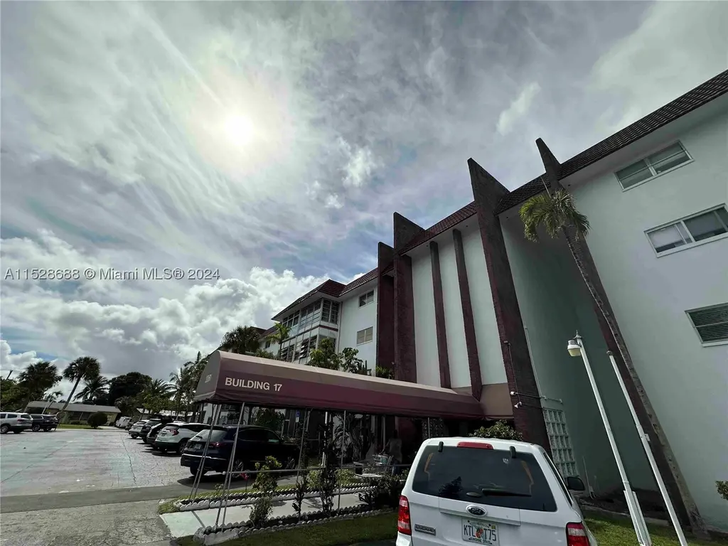 2061 NW 47th Ter #405