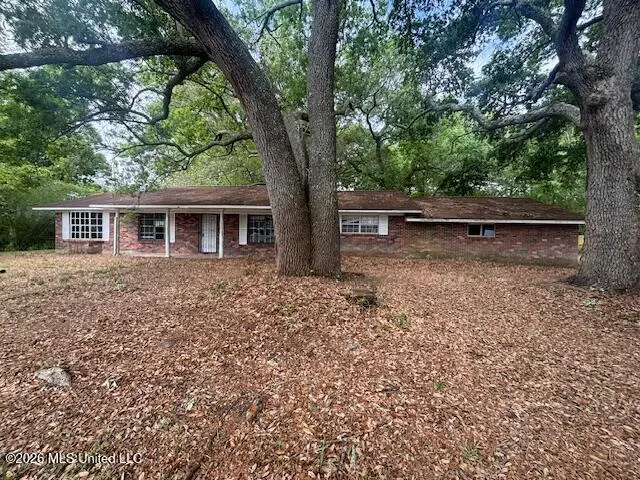 501 Cheshire Dr