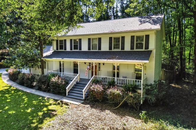 110 Greenway Ct