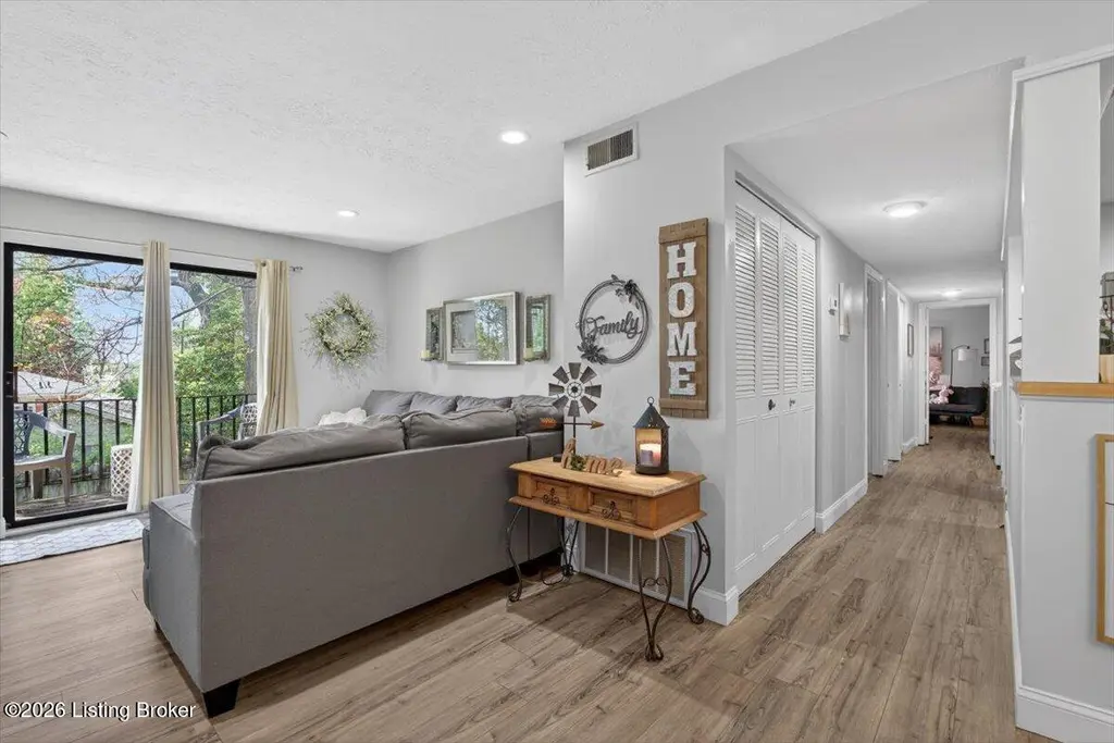 7074 Wildwood Cir Apt 165