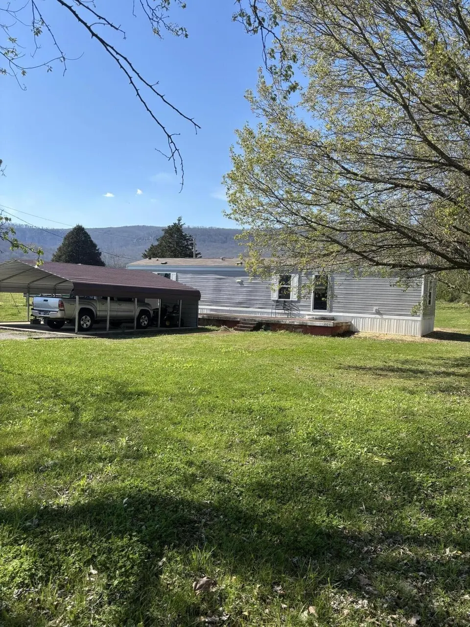 10761 Old State Highway 28