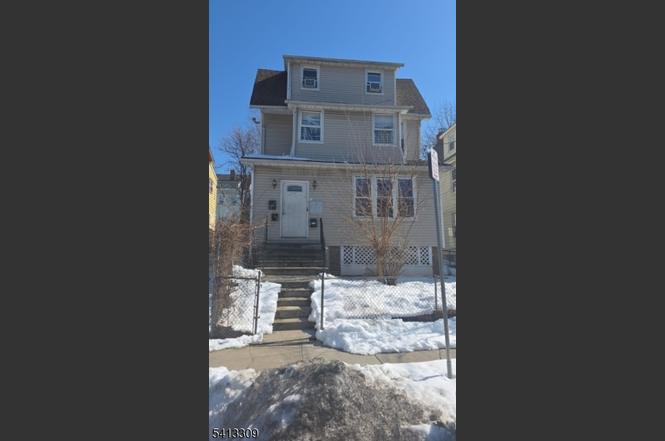 92-94 Cedar Ave