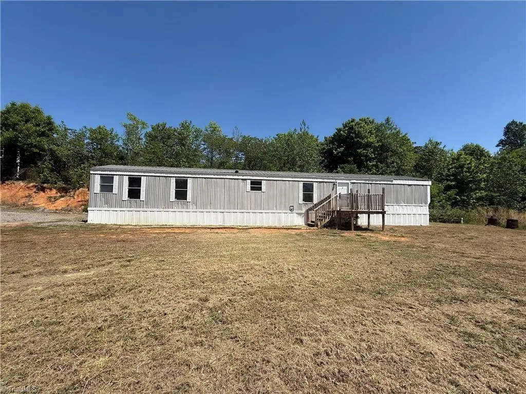 2738 Old Mountain Rd
