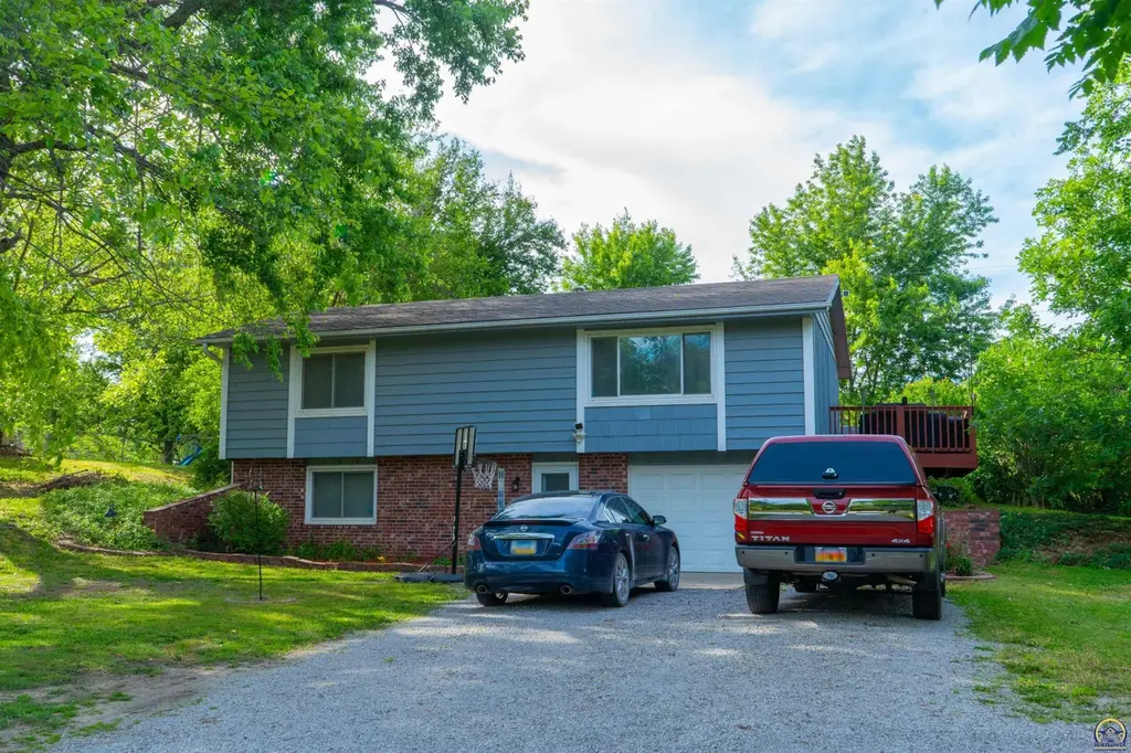 4110 NW Beecher Rd