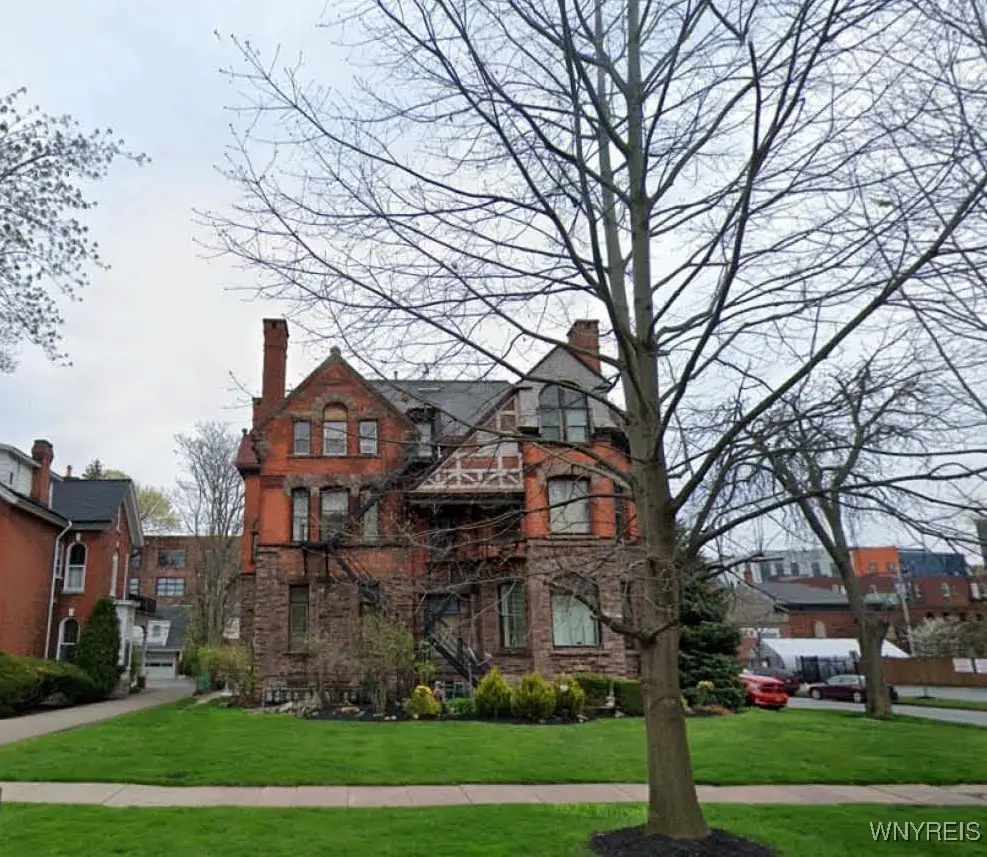 97 Linwood Ave