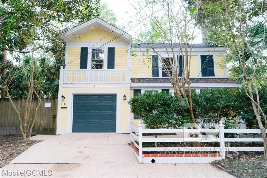 1141 Montauk Ave