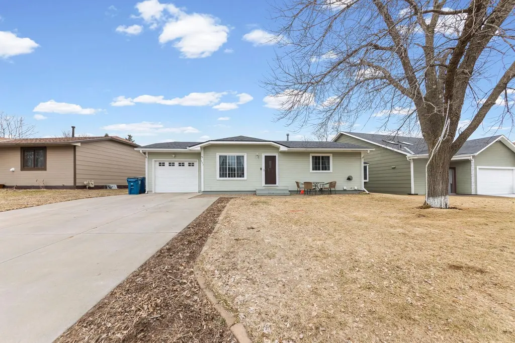 543 Jefferson Ln NW