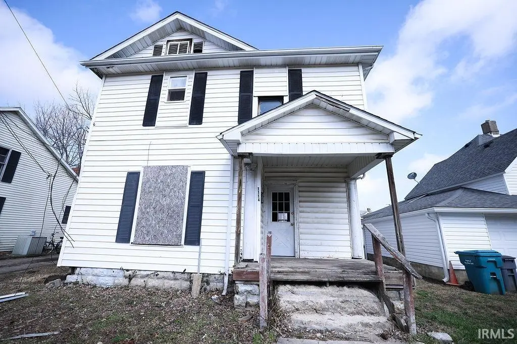 1114 Spring St