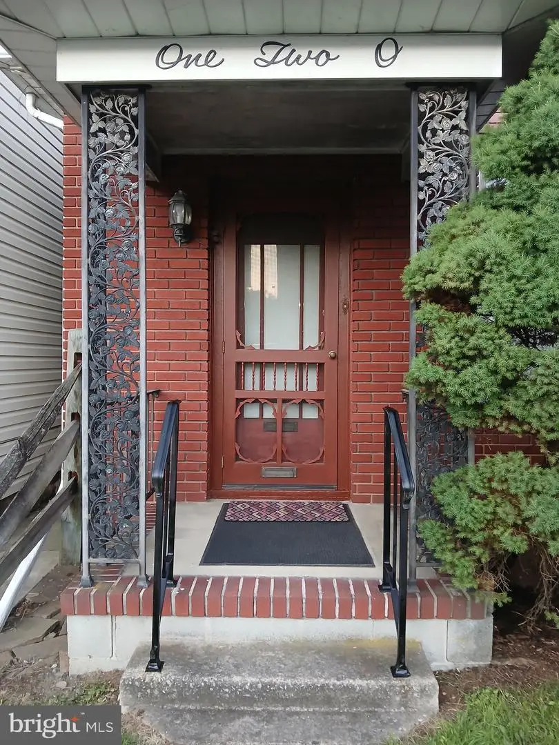 120 Shaw Ave