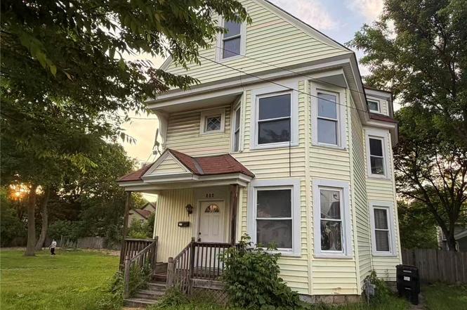 308 Rowland St
