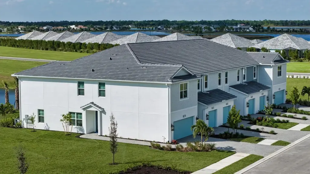 5141 Draco Cir #102