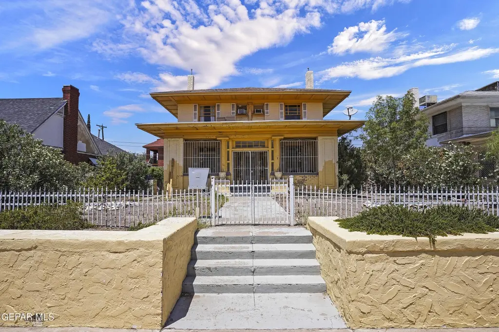 1207 E Rio Grande Ave