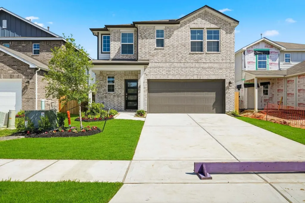 7749 Bergamot Cir