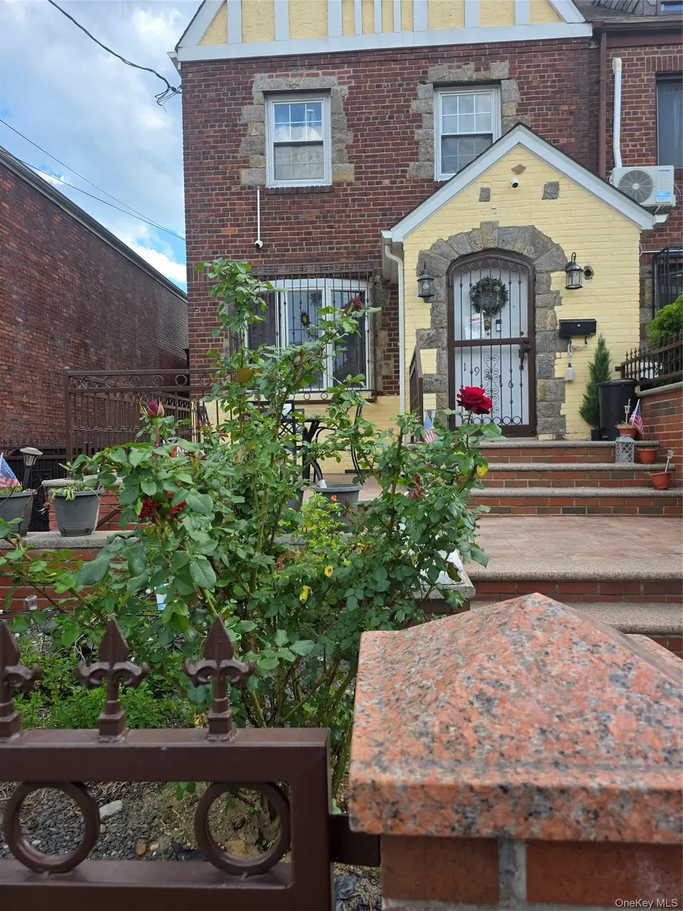 1701 Moreland Ave