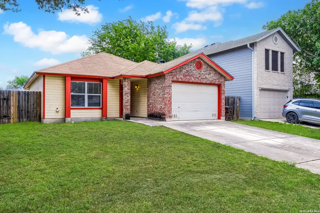 6714 Highland Grass