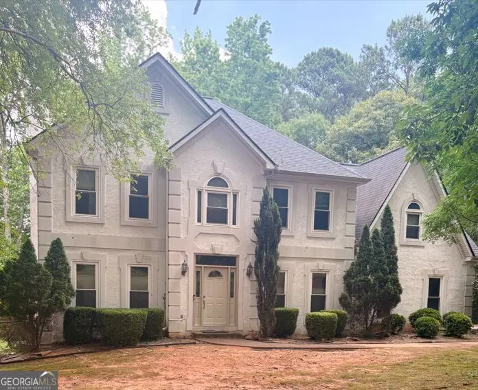 135 Golden Glen Way