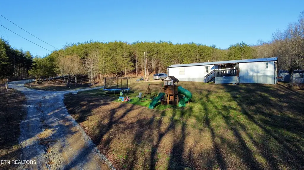 25 Myers Loop Rd