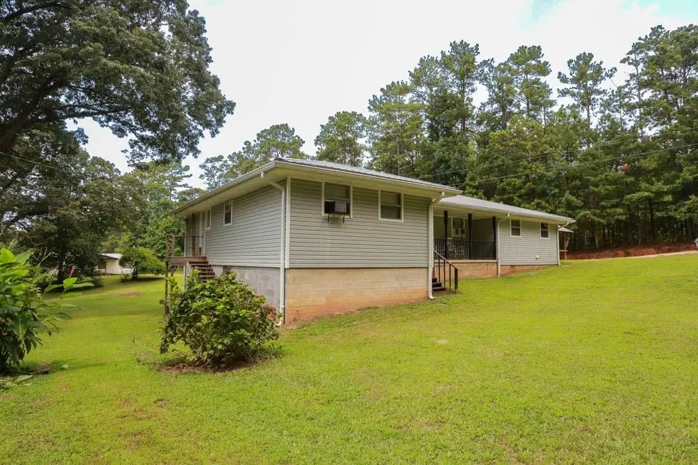 1117 Cross Plains Hulett Rd