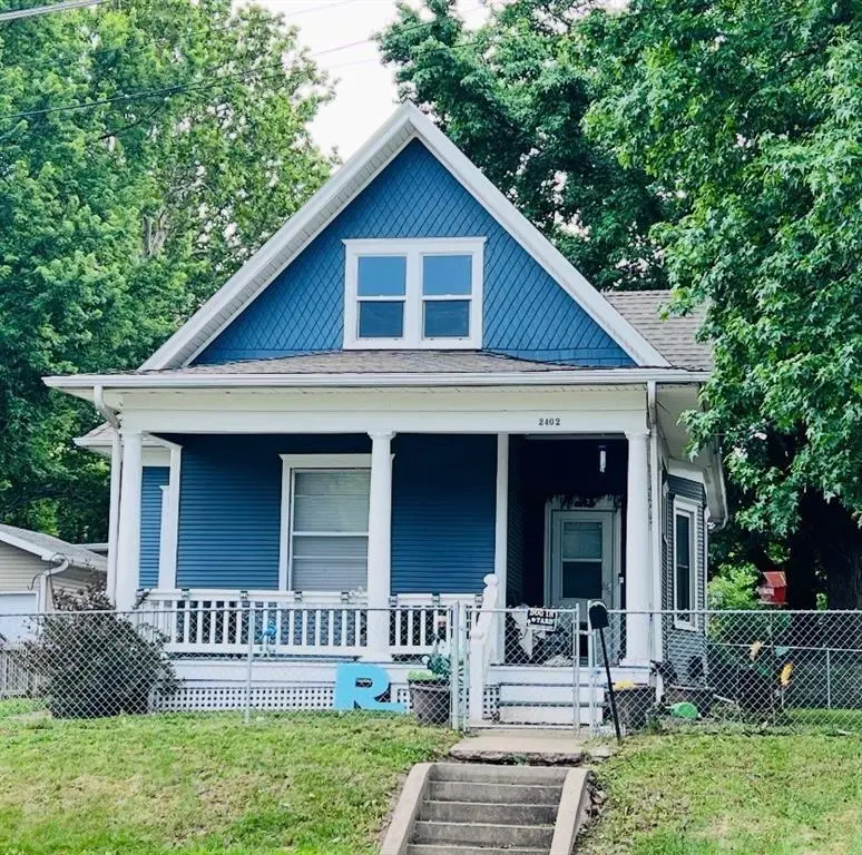 2402 Mitchell Ave