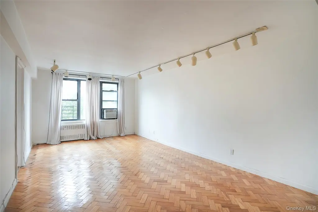 1 Remsen Rd Unit 2F