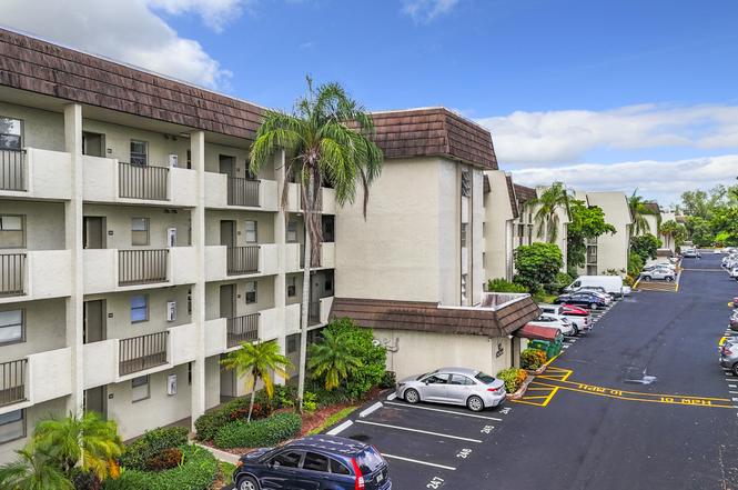 6080 NW 44th St #408