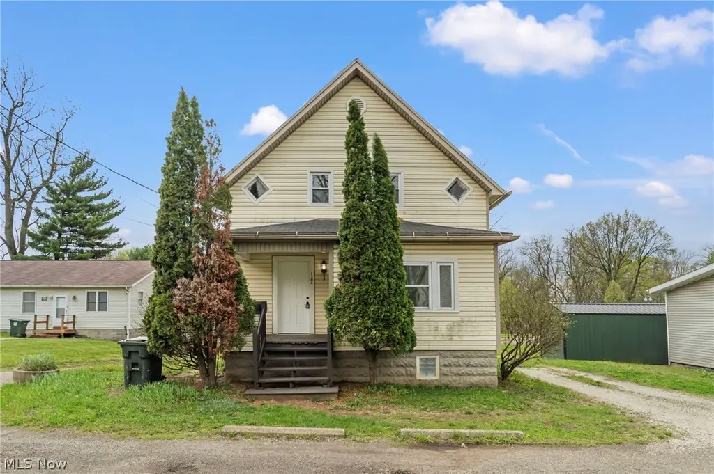 1308 Laiblin Pl NE