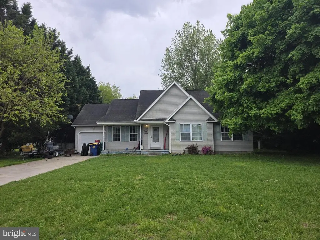 57 Andiron Ln