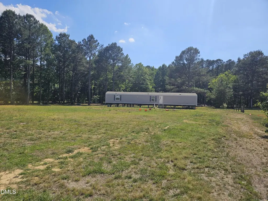 10889 N Carolina 222