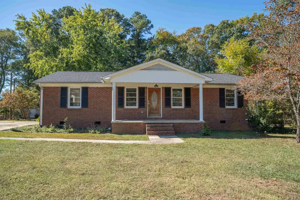 157 Sunset Dr
