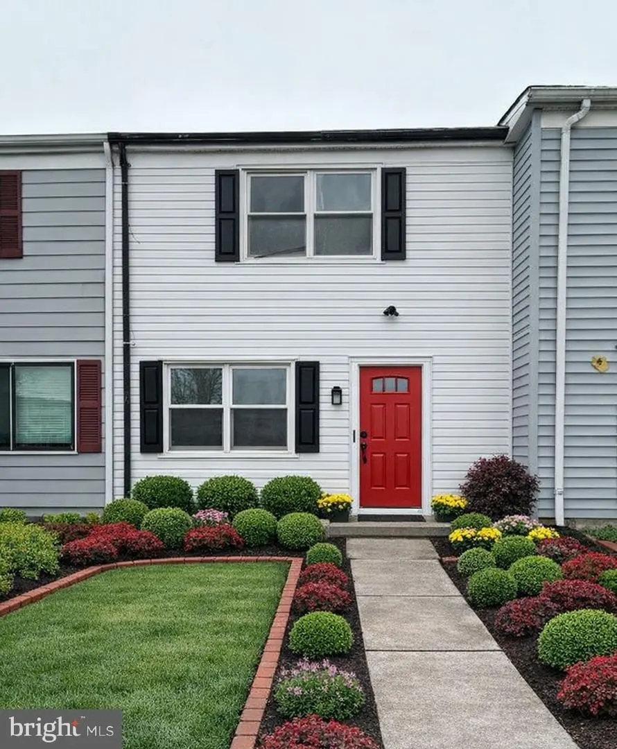 411 Clover Ct