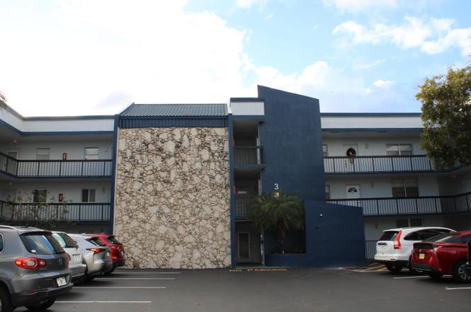 3200 Holiday Springs Blvd #105