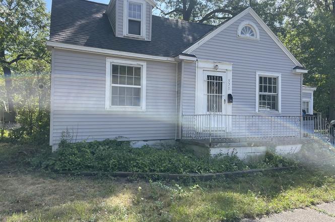 371 E Columbia Ave