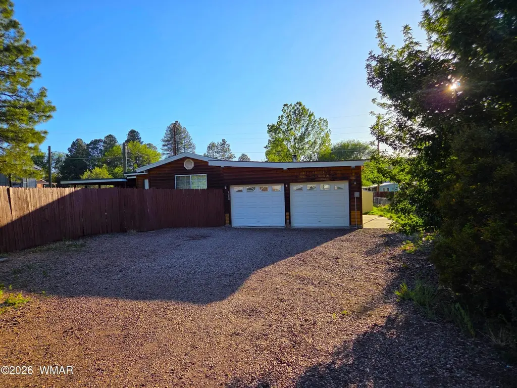 4280 Silver Fox Way