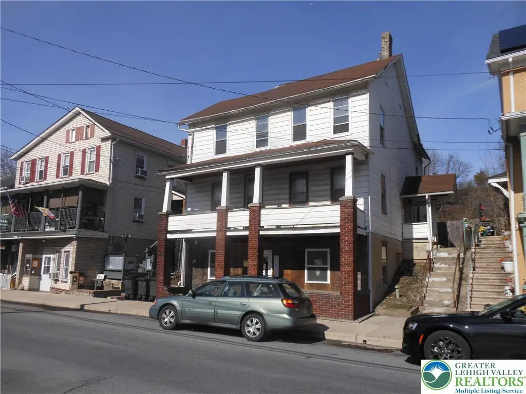 111 N Main St