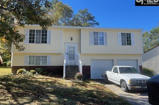 121 Foxglove Cir