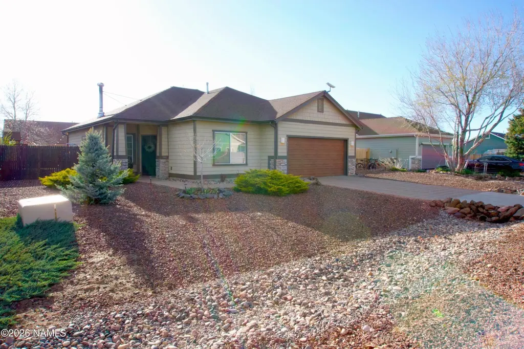 4471 Deer Springs Dr