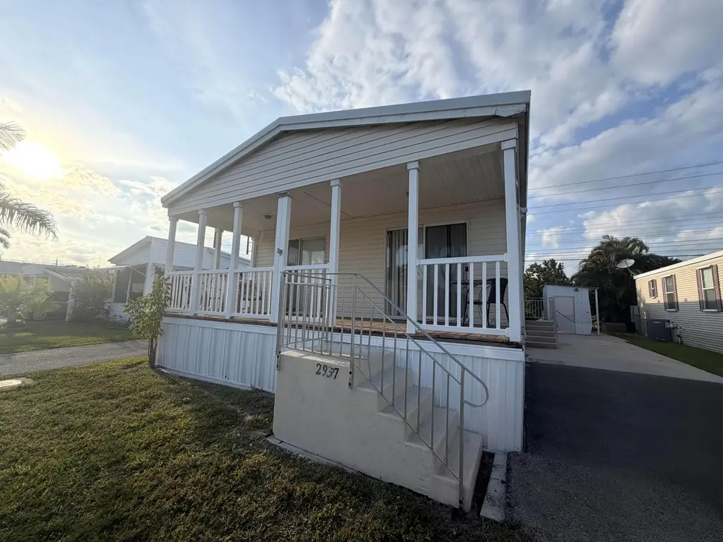 2937 SW 54th St