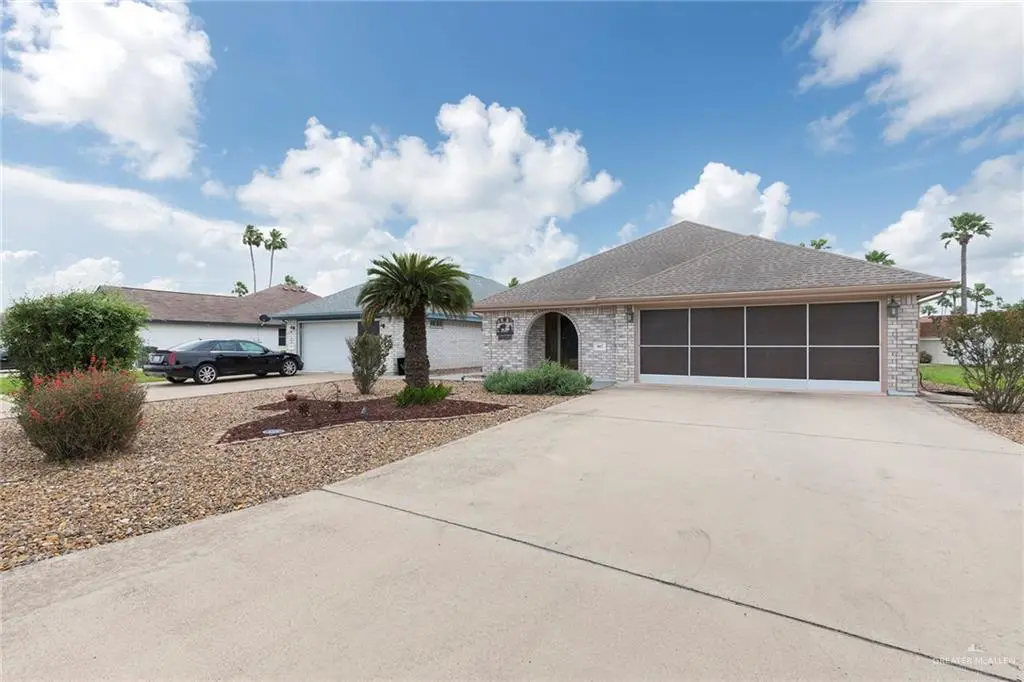 907 Lake View Dr