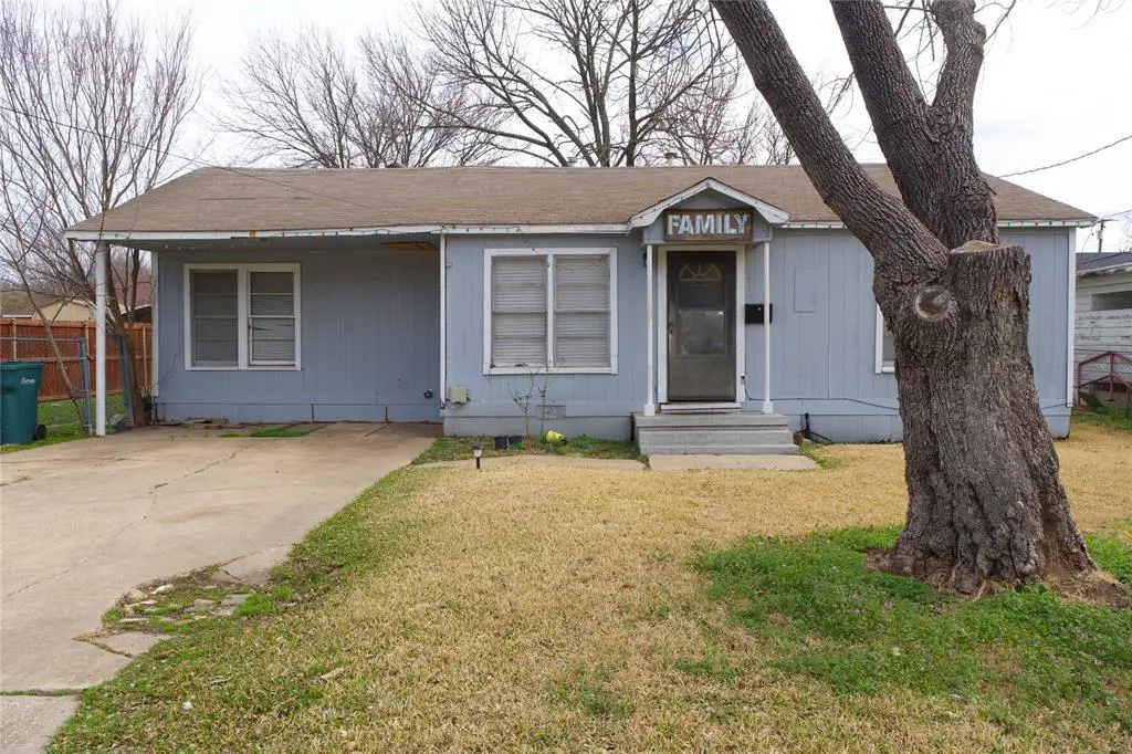1429 S Elm