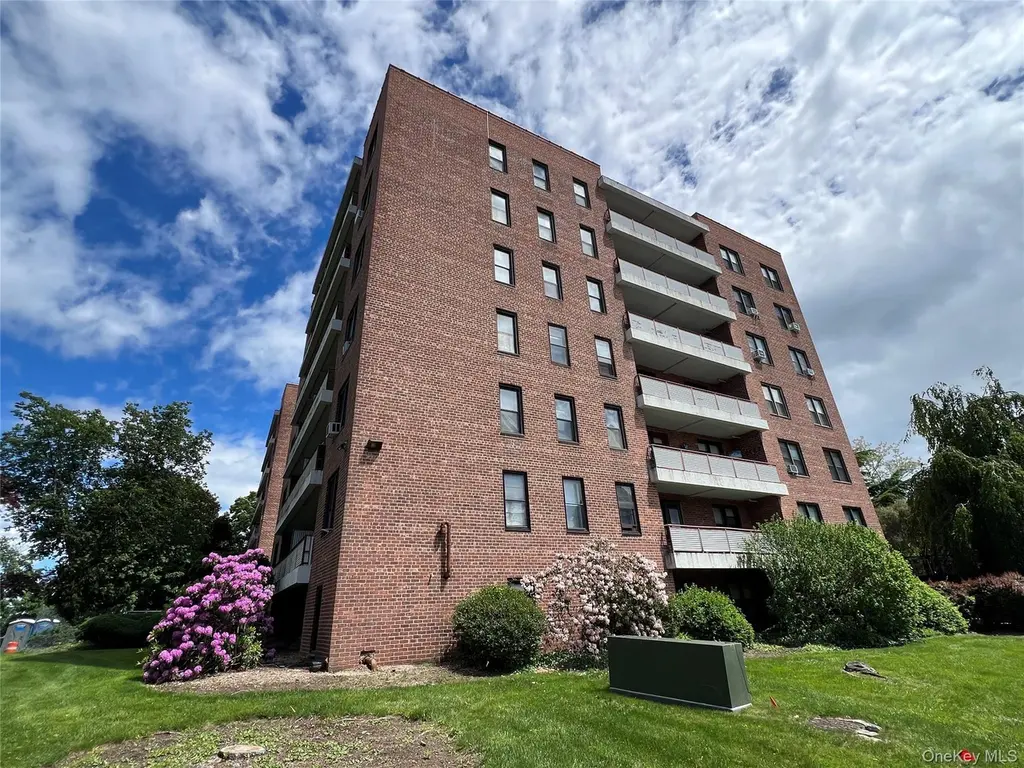 315 King St Unit 2H