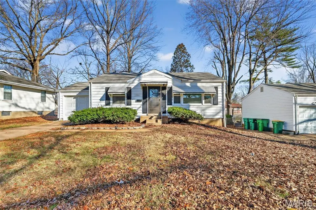 1501 Golden Dr
