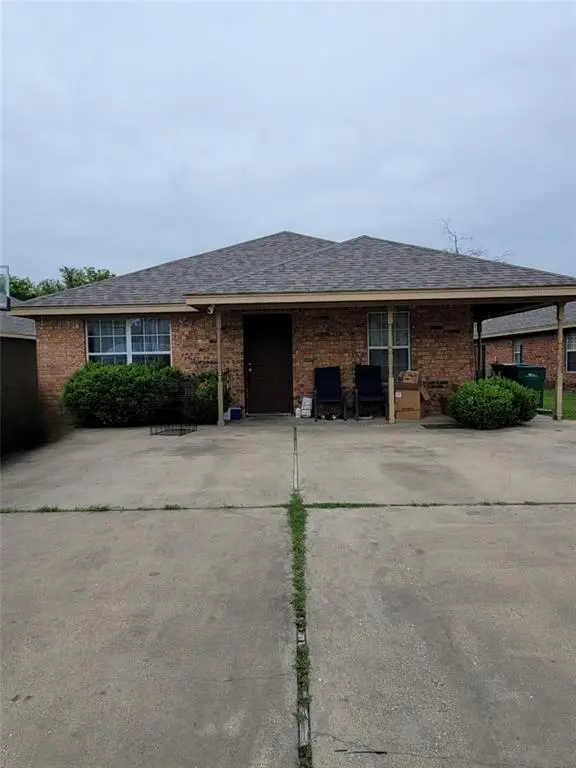 235-237 E Craven Ave