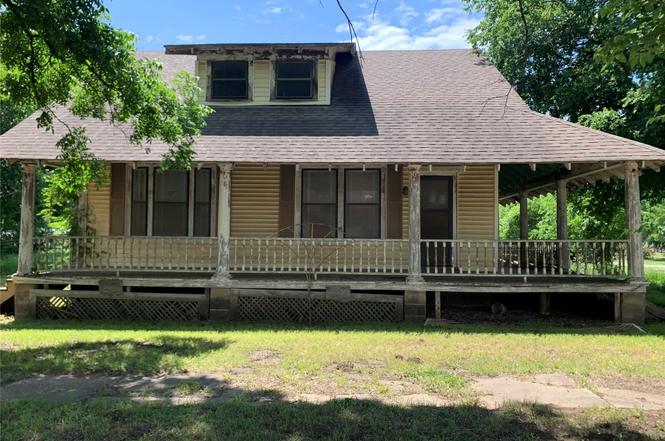 193 N Cedar Ave